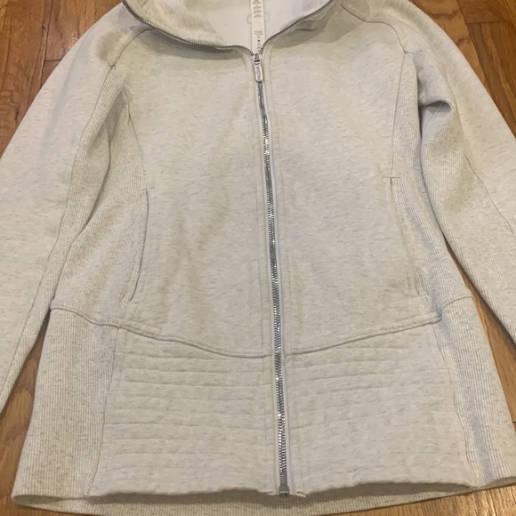 Lululemon Zip Up Jacket - Picture 3 of 9